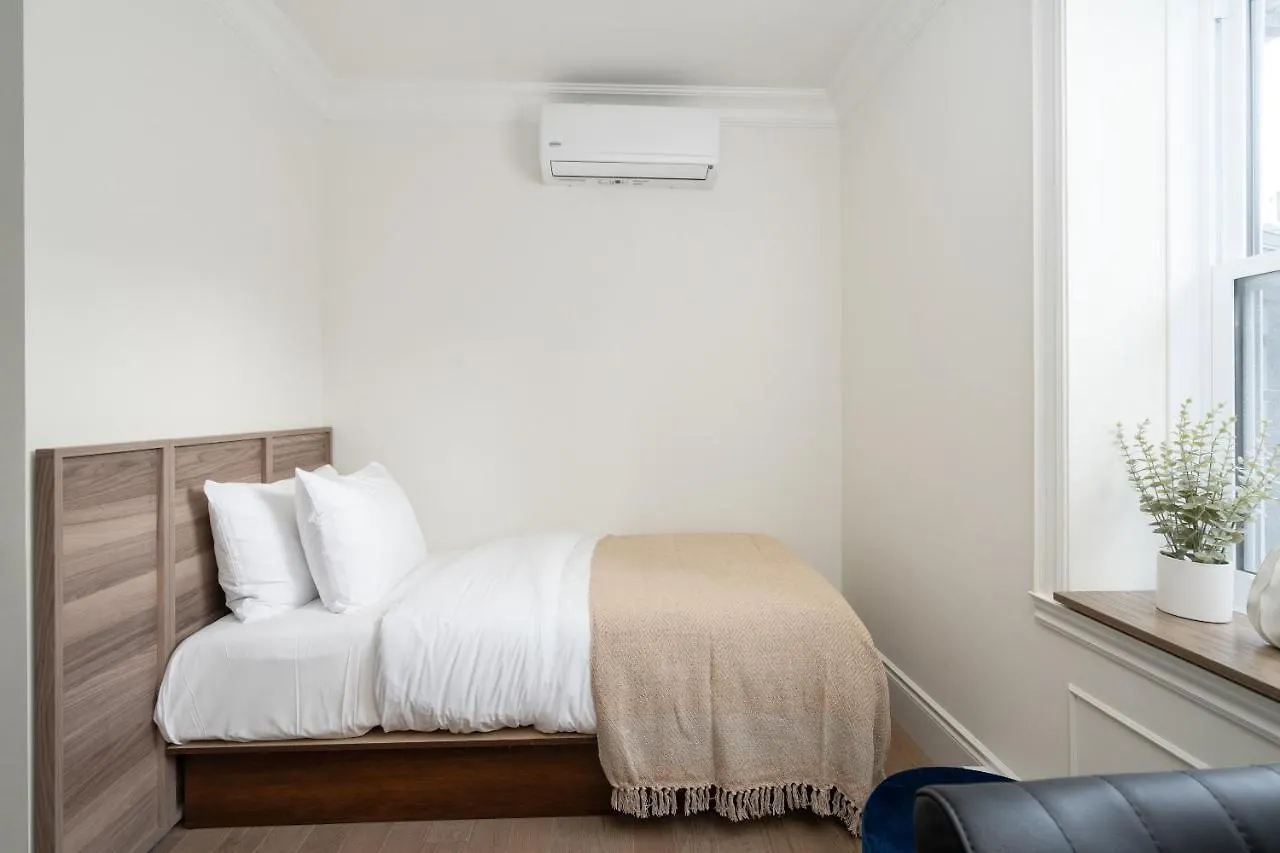 Opal Apartment Montreal 0*,  Canada